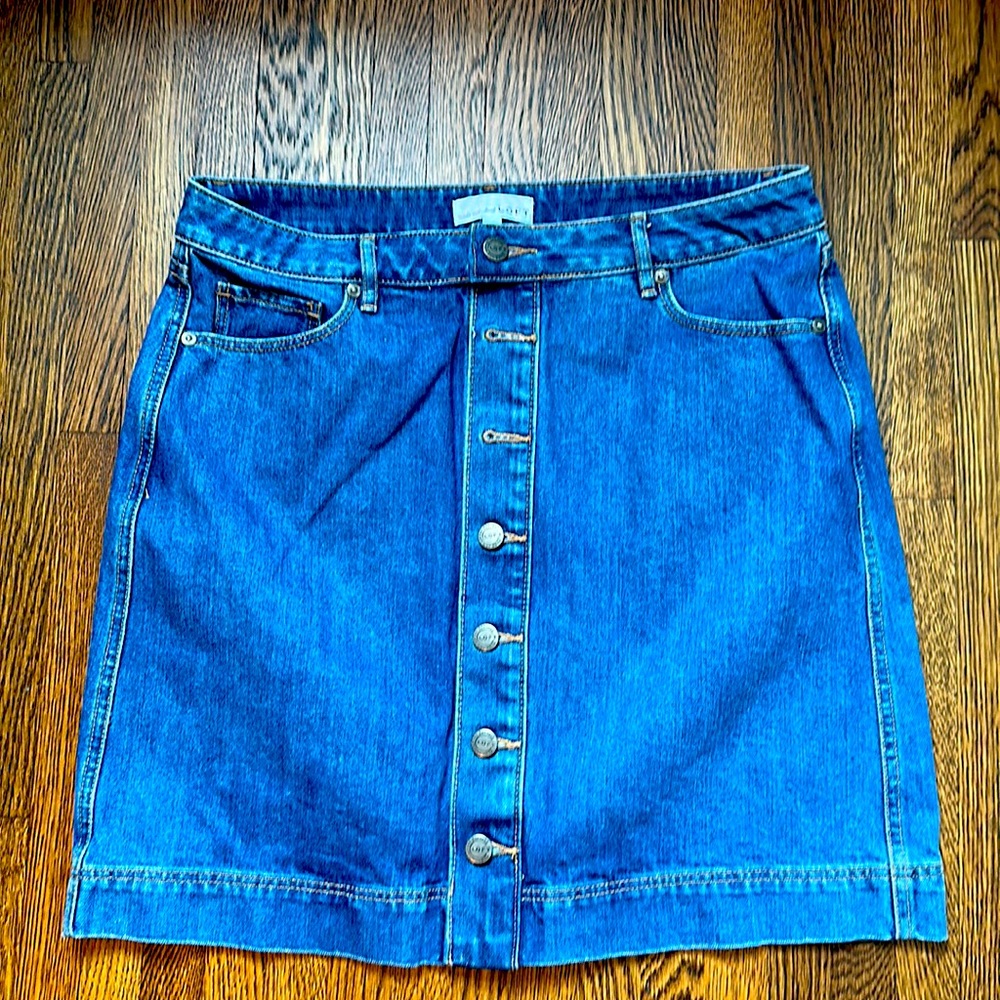Denim skirt